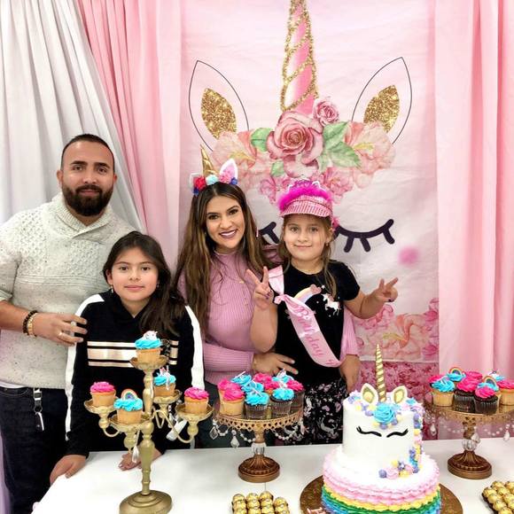 Profile Picture of Mirian Guzman (@mirianm81) on Poshmark