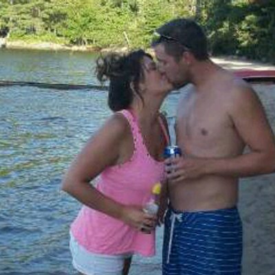 Profile Picture of Jessica Valyear (@jvalyear) on Twitter