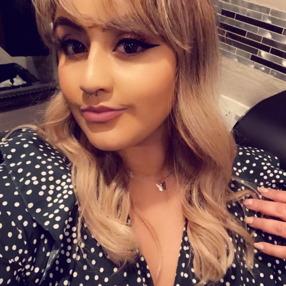 Profile Picture of Ashley Marlene (@precious_babie1) on Poshmark
