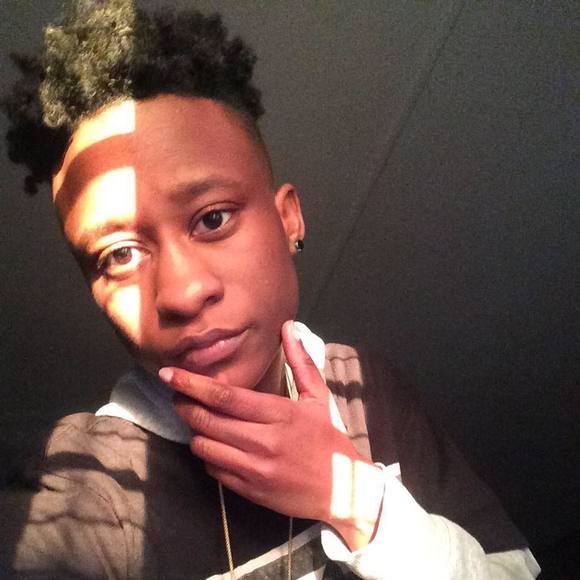 Profile Picture of Sonny Walker (@sonny_19) on Poshmark