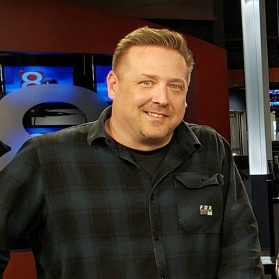 Profile Picture of Paul V. Howard (@pvhowardtv) on Twitter