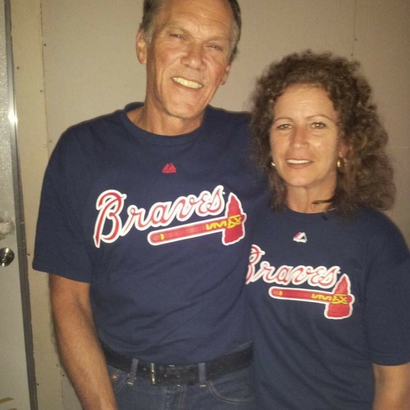 Profile Picture of Julia Singleton (@juliasinglet909) on Poshmark