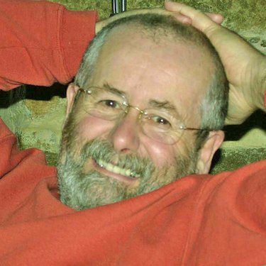 Profile Picture of Robin Howard (@lotmoths) on Twitter