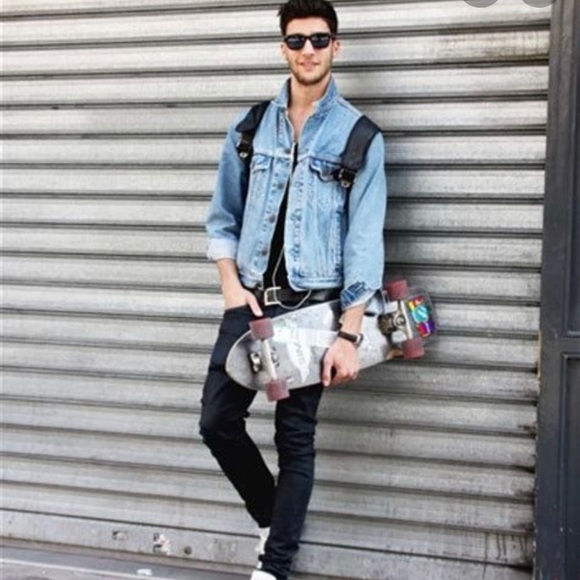 Profile Picture of Hector Scott (@chapom123) on Poshmark