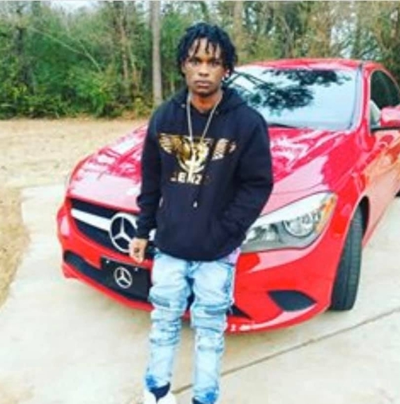 Profile Picture of Kelvin Perkins (@kelvinperkins19) on Poshmark