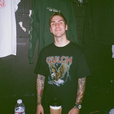 Profile Picture of James (@feeIingofdeath) on Twitter