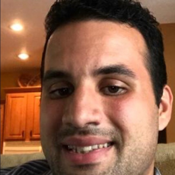 Profile Picture of Nicholas Andreu (@nandreu09) on Poshmark