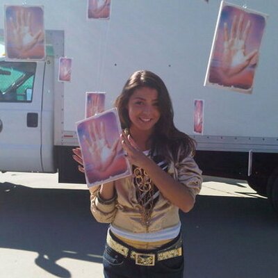 Profile Picture of Jamie Pyles :) (@jacque_fan_4eva) on Twitter