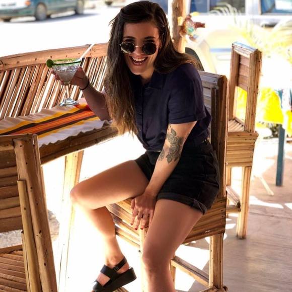 Profile Picture of Allison Herbert (@aherbert17) on Poshmark