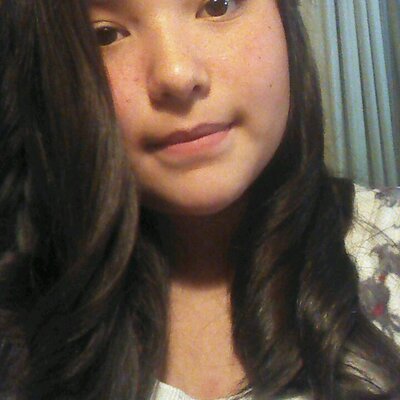 Profile Picture of Kim Padron (@kim101200) on Twitter