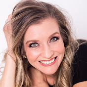 Profile Picture of Danielle Warren Travel (@DanielleWarren) on Youtube
