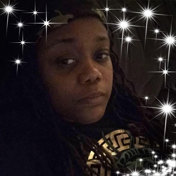 Profile Picture of Brandy Cooper (@cooper_79) on Poshmark