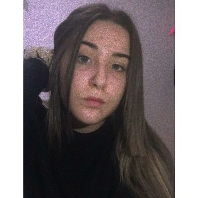 Profile Picture of Lucia Manzano (@Luciamanzano00_) on Twitter
