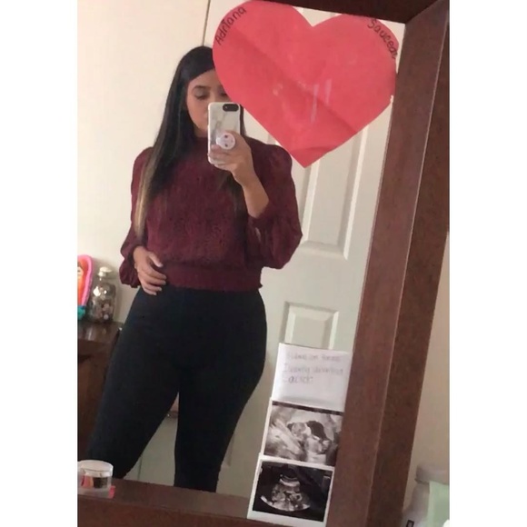 Profile Picture of Fidela Silva (@abrahamsg56) on Poshmark