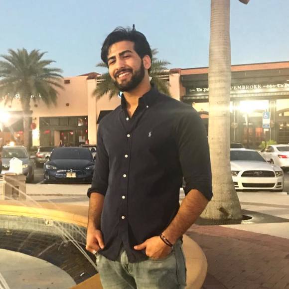Profile Picture of Obaidah Jarrar (@jarrarobaidah) on Poshmark