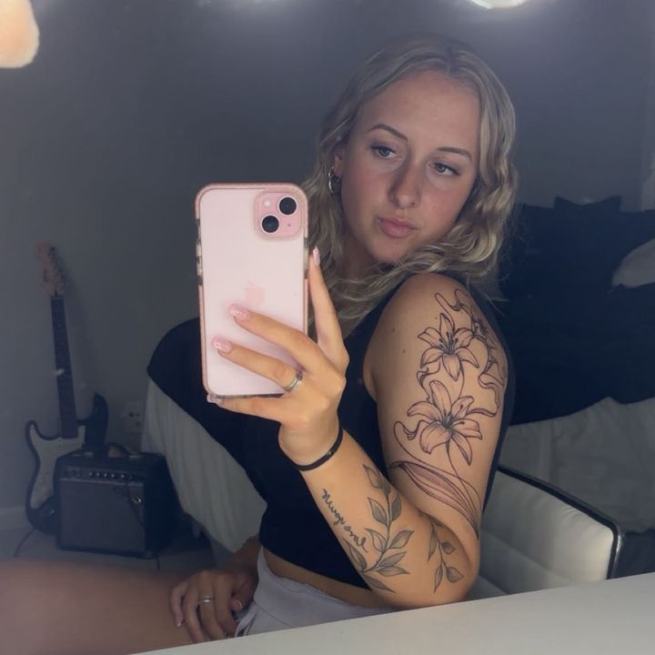 Profile Picture of tay (@taylorhueyyy) on Tiktok