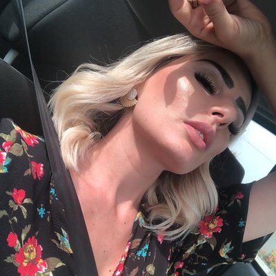 Profile Picture of Lisa Jay (@Magnus01134124) on Twitter
