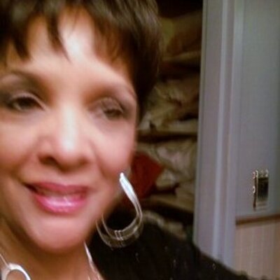 Profile Picture of Frances Gross (@wishuwasI) on Twitter