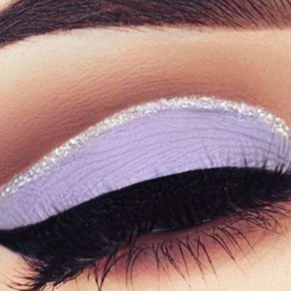 Profile Picture of Alexandra Guillen (@aguillen279) on Poshmark