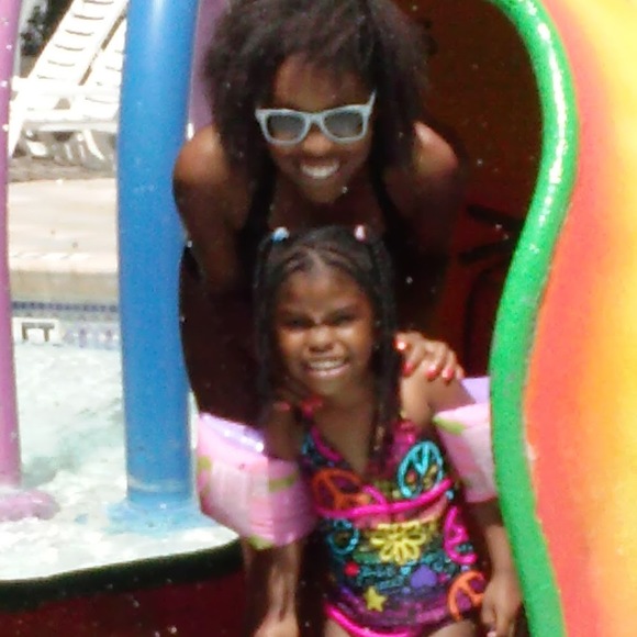 Profile Picture of Chablise Davis (@csarahd2398) on Poshmark