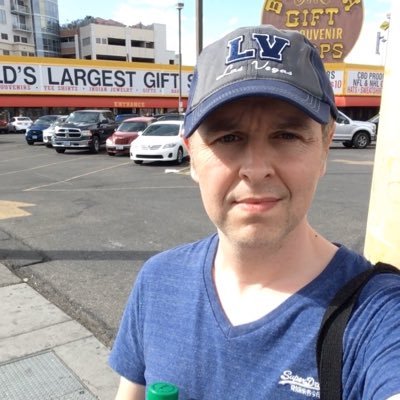 Profile Picture of David Hollins (@drizabone831) on Twitter