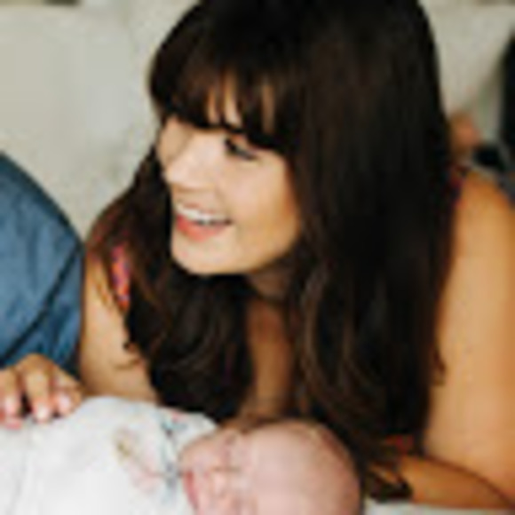 Profile Picture of Devin Leal potter (@devlpot) on Poshmark