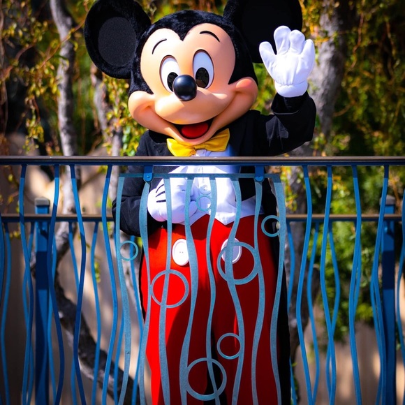 Profile Picture of Steve Higgins (@steve_higgins) on Poshmark