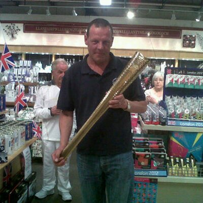 Profile Picture of Tony Chapman-Edwards (@Posh2112) on Twitter