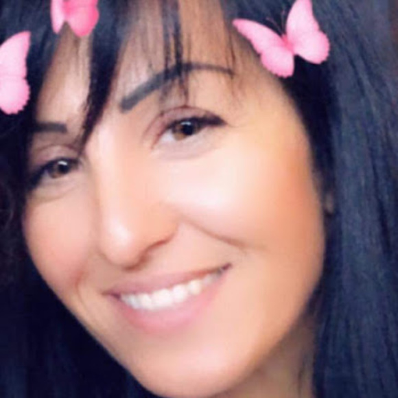 Profile Picture of Svetla Aleksandrova (@alexsvetla) on Poshmark