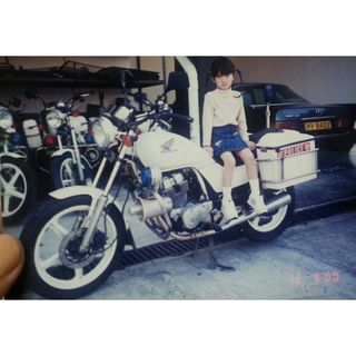 Profile Picture of Vicky Chau (@vicky.chau.31) on Facebook