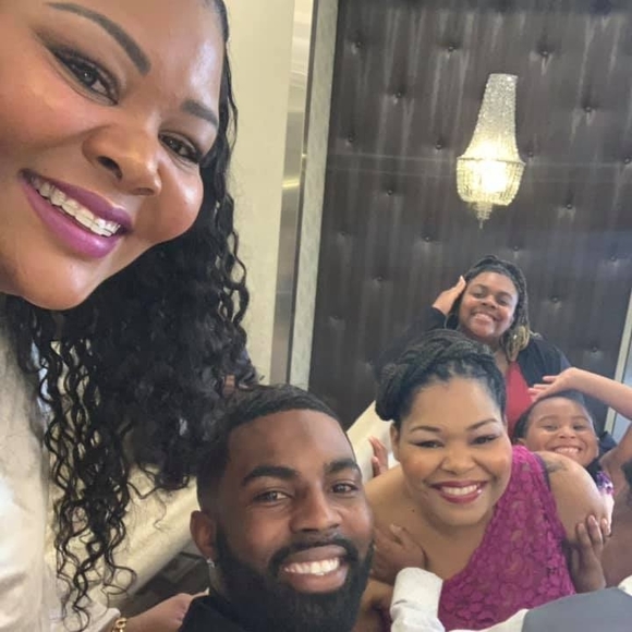 Profile Picture of Gabrielle Manuel (@gabbystev23) on Poshmark