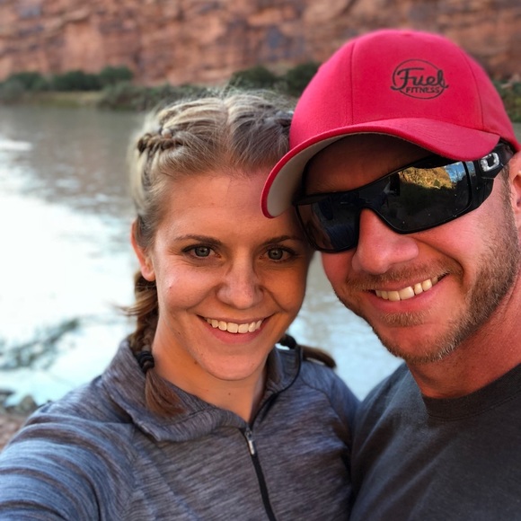 Profile Picture of Jenna Cary (@cary_j) on Poshmark