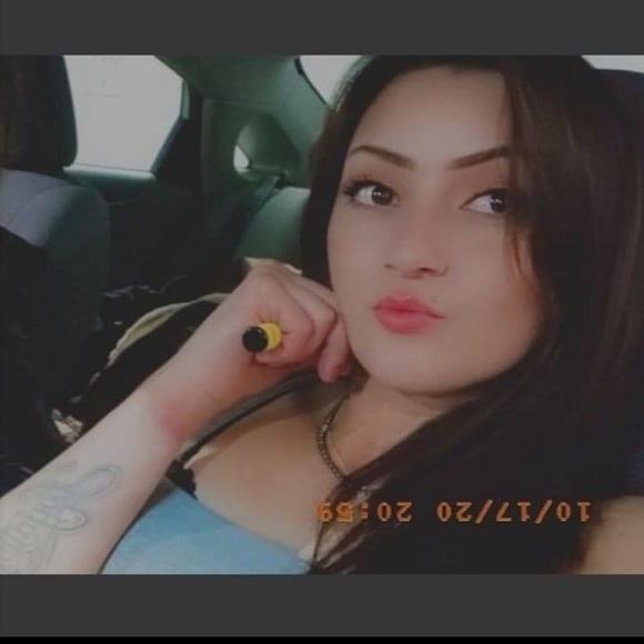 Saedra Katich - Poshmark Profile Picture of Saedra Katich (@sadii408) on Poshmark