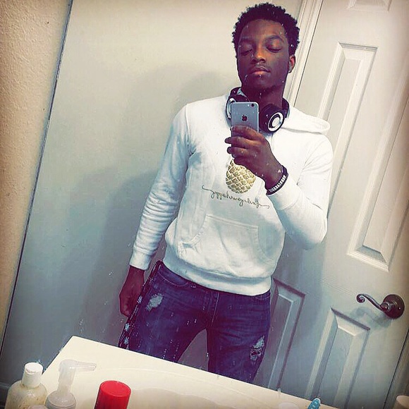 Profile Picture of Cleveland Jackson (@clevethemighty) on Poshmark