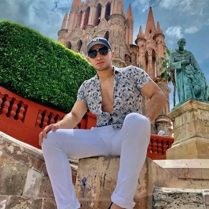 Profile Picture of Alex Acevedo (@alexacevedo2417) on Tiktok