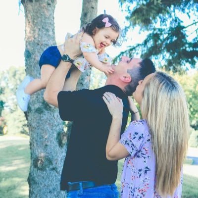 Profile Picture of Michael Komlosan (@4evaMAK_in) on Twitter