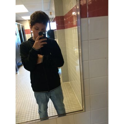 Profile Picture of Obedientmichael (@ObedientMike) on Twitter