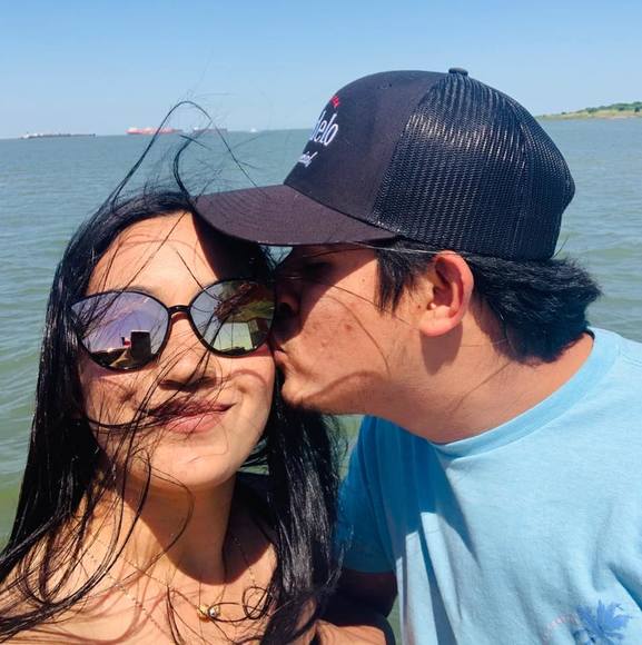 Profile Picture of Alexia Castañeda (@alexiacasta05) on Poshmark