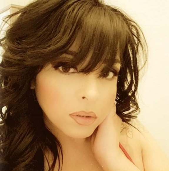 Profile Picture of Rita Campos (@canezrita) on Poshmark