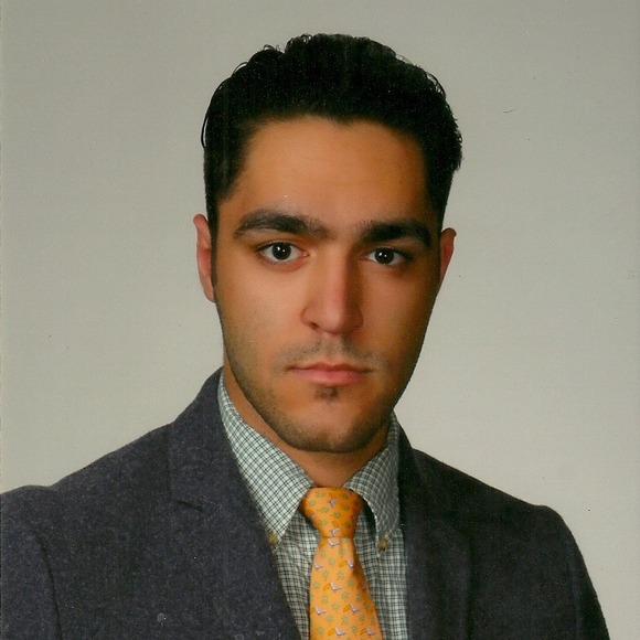 Profile Picture of Aaron Fanaee (@aaron_fanaee) on Poshmark