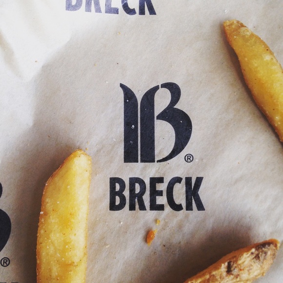 Profile Picture of James Peluso (@james_p21) on Poshmark