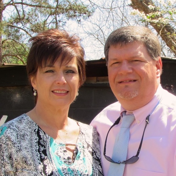 Profile Picture of Samantha Waldal (@samanthawaldal) on Poshmark