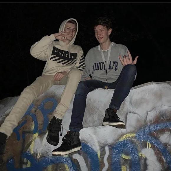 Profile Picture of Sam Windisch (@windsam) on Poshmark