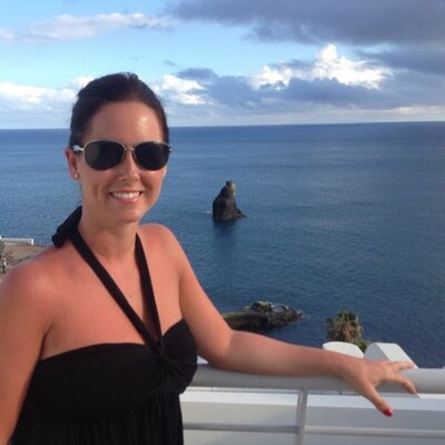 Profile Picture of Kirsty Singleton (@kirstsinger) on Twitter