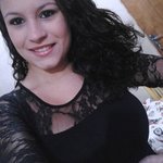 Profile Picture of Roxanne Nieves (@downskatebomber) on Instagram