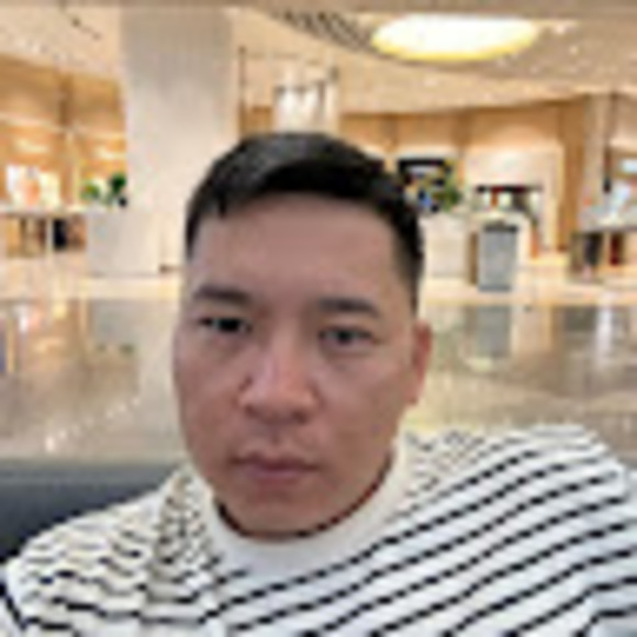 Profile Picture of Pavel Kim (@kimpavel628) on Poshmark