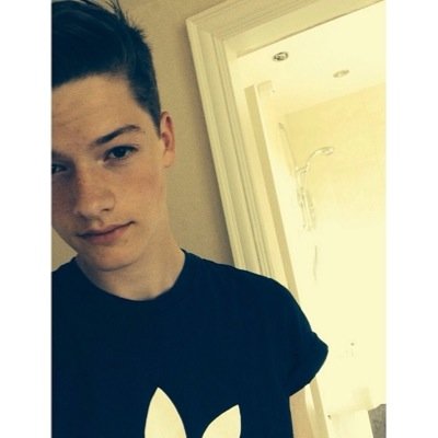 Profile Picture of James McCreath (@jimmymccreath) on Twitter