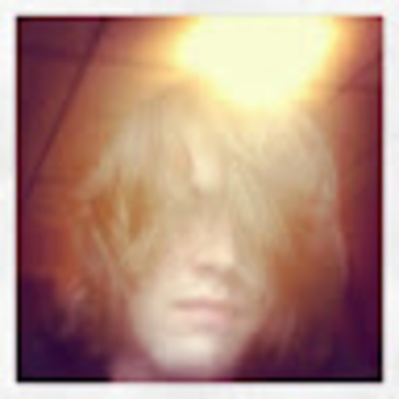 Profile Picture of Daniel Derr (@danielderr732) on Poshmark