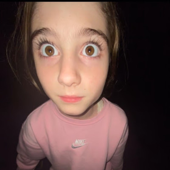 Profile Picture of Kate Dunham (@katedunham935) on Poshmark