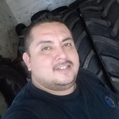 Profile Picture of armando olivas (@xavierolivas) on Twitter